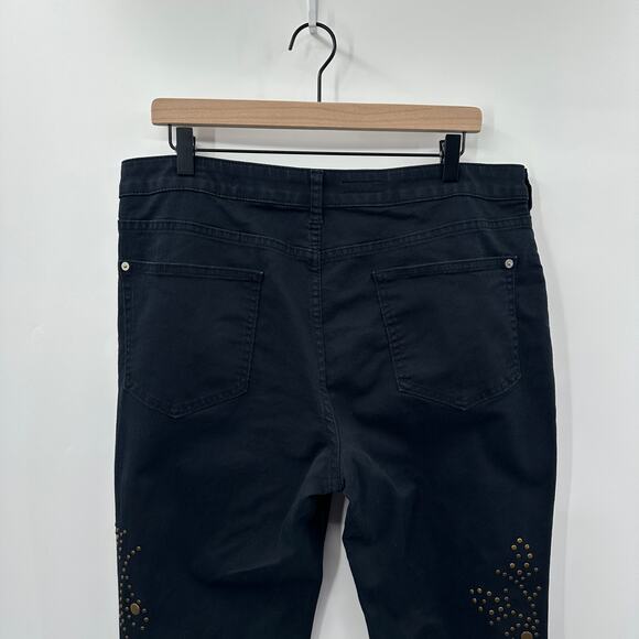 Anthropologie Pilcro The Icon Flare Jeans Studded in Black Brass Size 33 Tall - Picture 6 of 13
